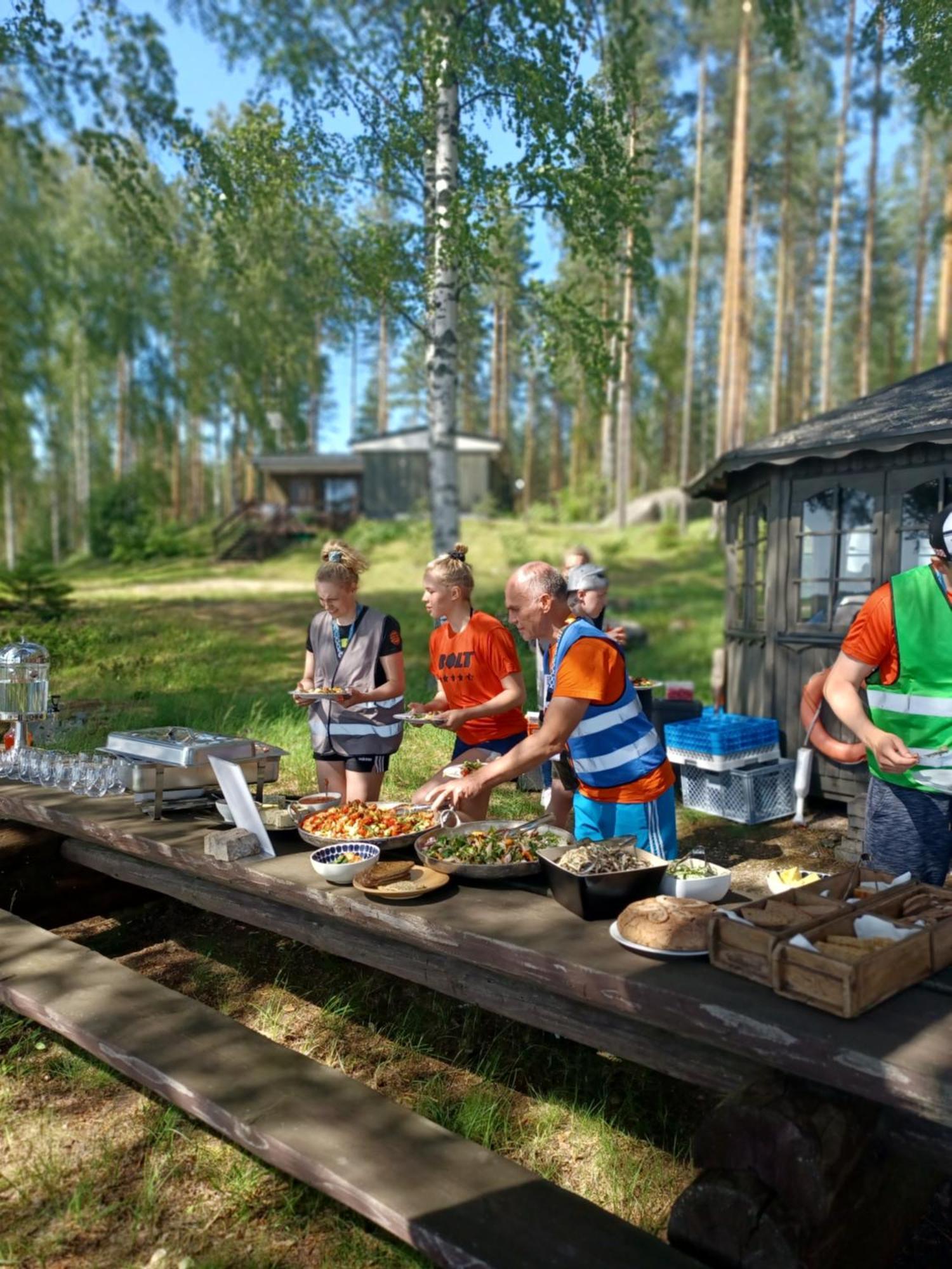 Accommodation And Fishing Vonkale Aanekoski Exterior photo
