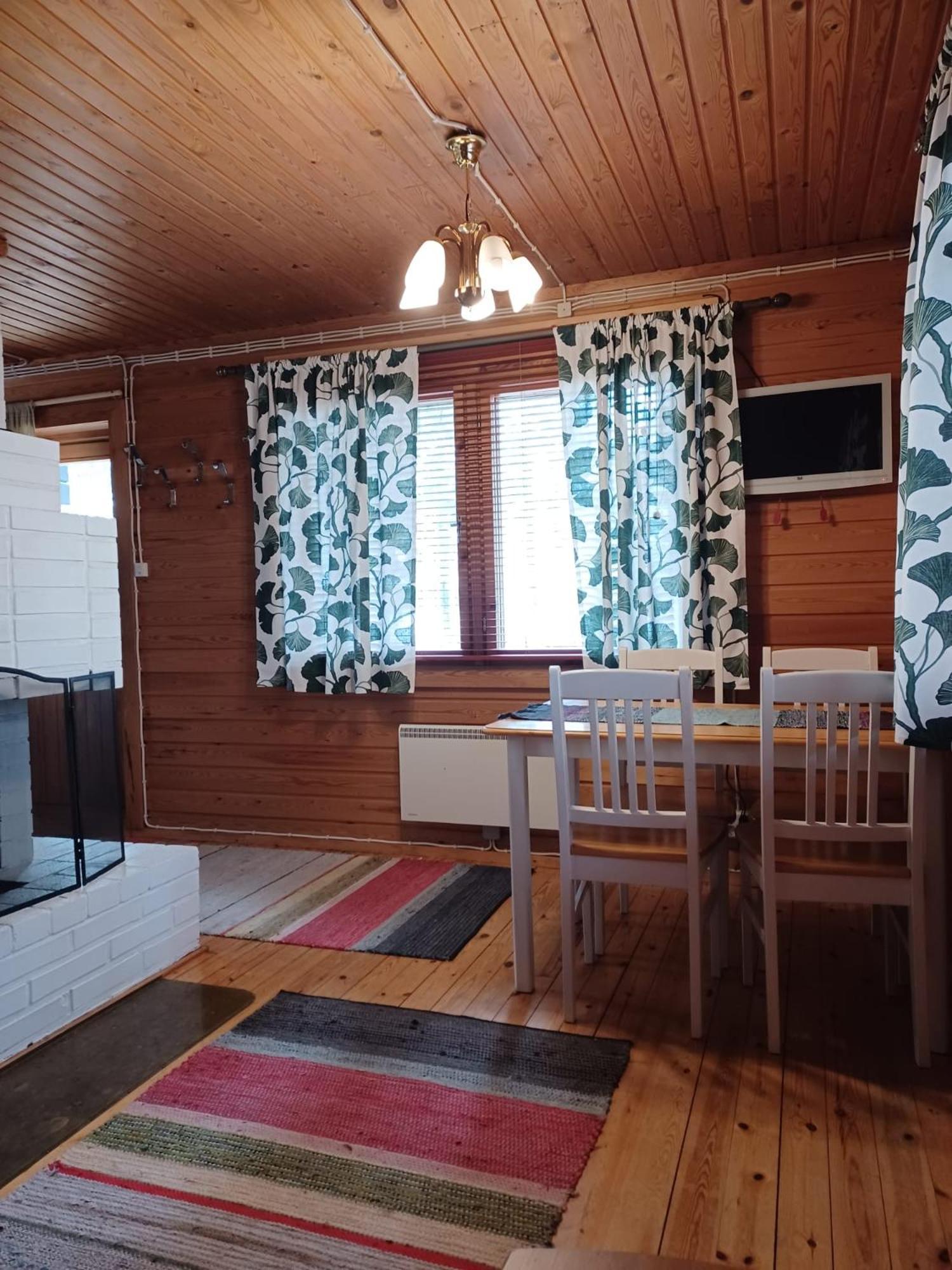 Accommodation And Fishing Vonkale Aanekoski Room photo